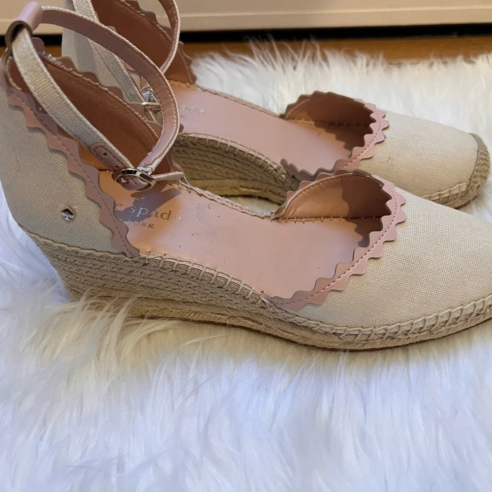 Kate Spade Espadrille Wedge Sandals NWT Cream Canvas Pink Scalloped Ankle Strap